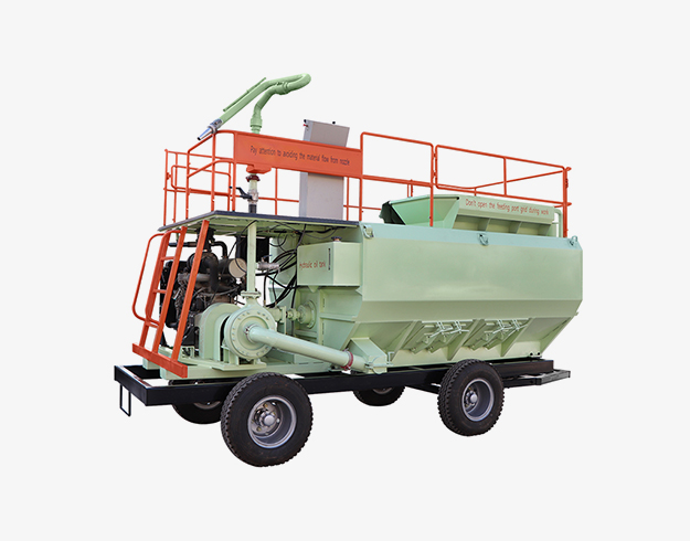 帶拖車的水力播種機(jī)